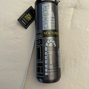 Starbucks leak-proof 16 ounce New York stainless steel traveler. New!!!